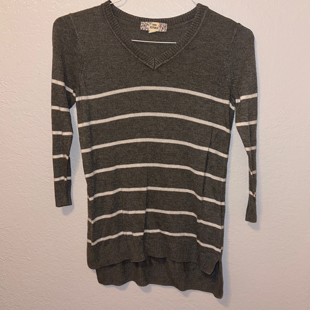 PINK REPUBLIC- XTRA SMALL; XS; Sweater; Comfy